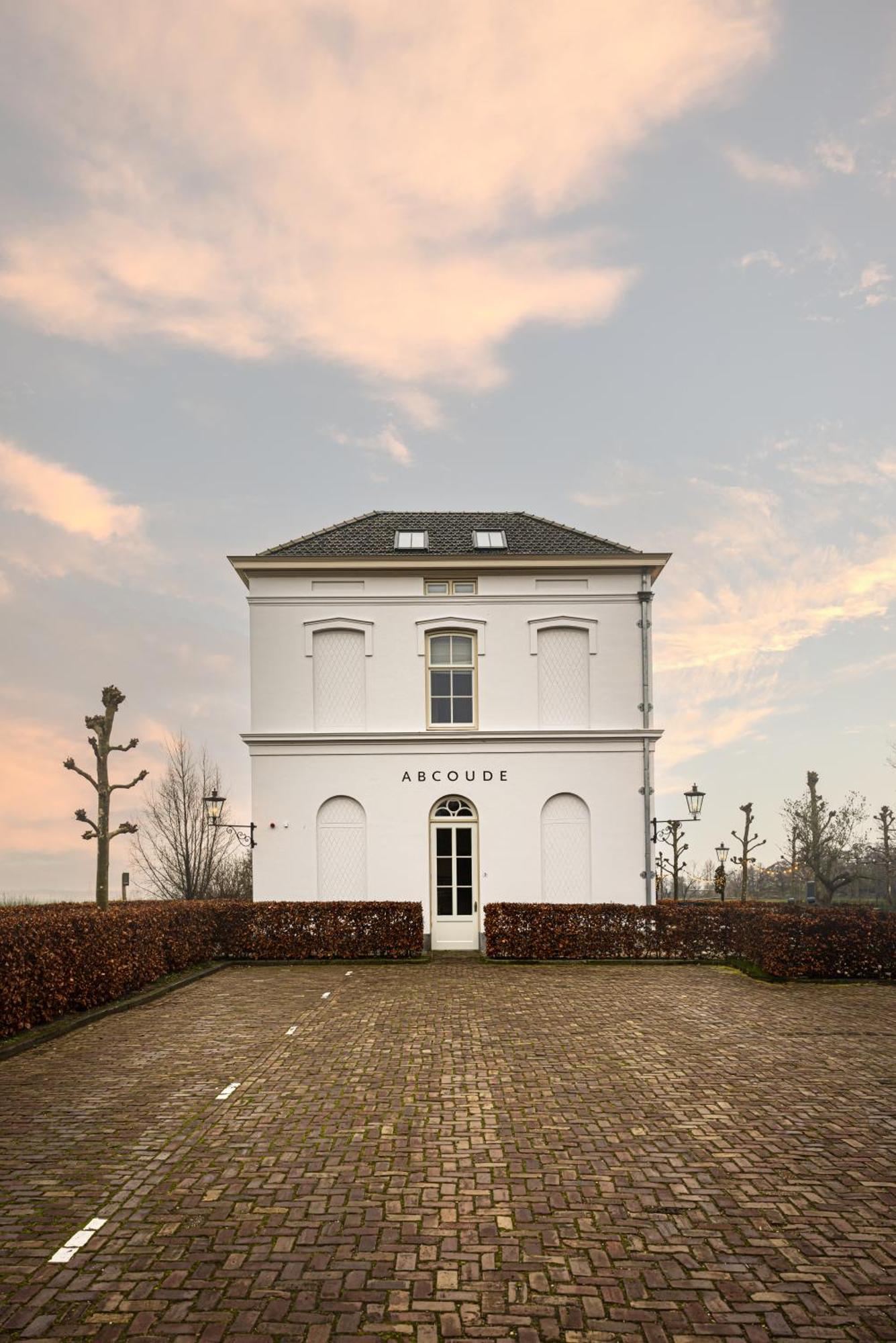 Boutique Hotel De Witte Dame Abcoude Exterior foto